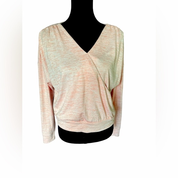 NWT Gap Long Sleeve Faux Wrap Top in Pink Slipper, Size Medium - Picture 1 of 9